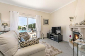 Villa with pool in Alicante